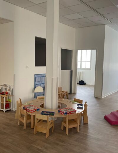 Peinture et revêtement de sol pour une crèche à Caen